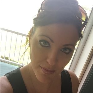 Meet your Posher, Vicky